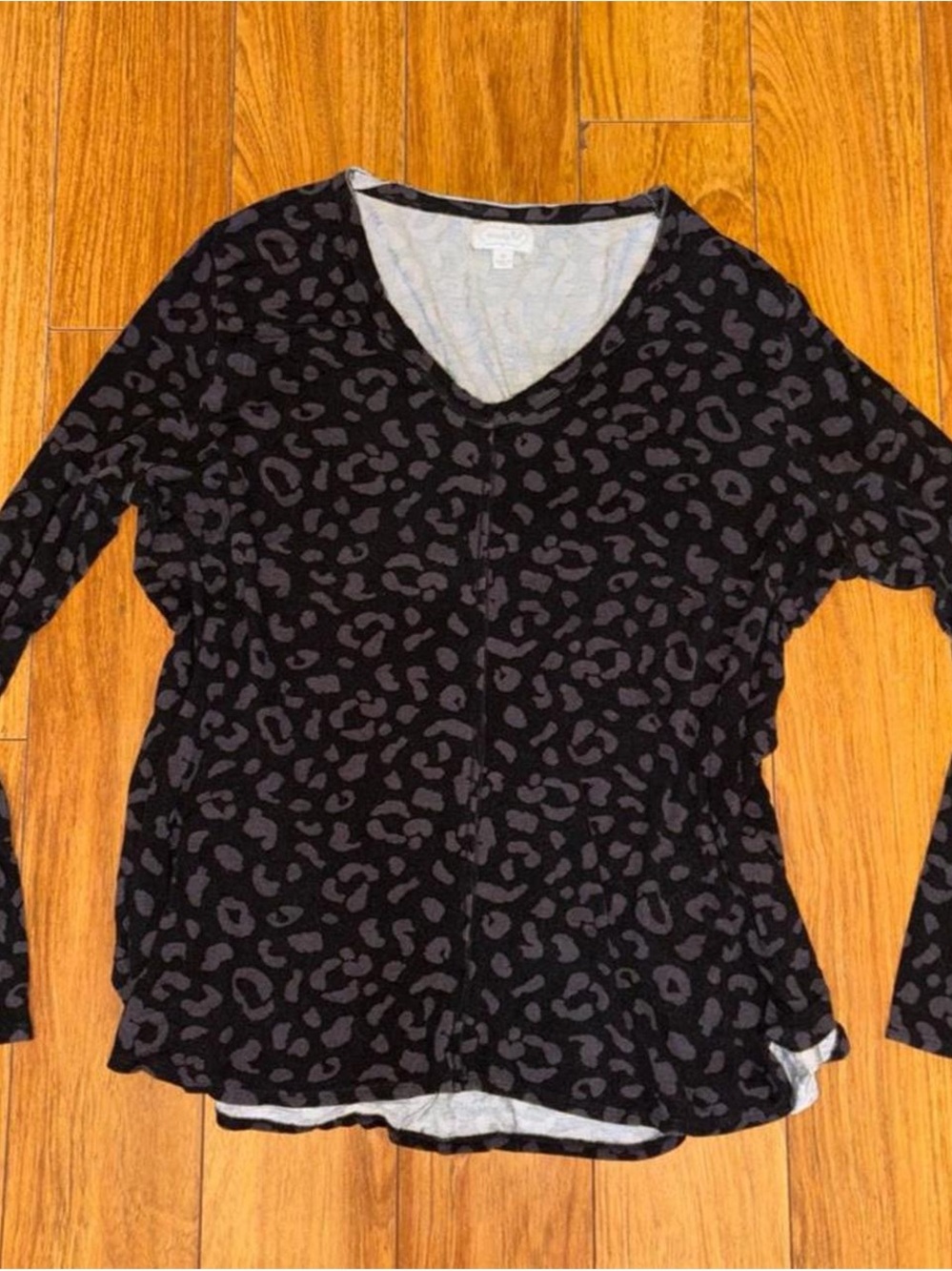 Black leopard print Y2K v neck long sleeve shirt
